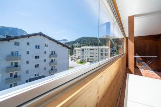 Latschüel by Arosa Vacations, Familienwohnung im Zentrum mit Privatparkplatz - 2