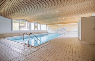 Rehwiesa A11 by Arosa Vacations, Direkt vor der Skipiste & mit Pool - 0