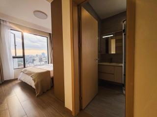 2BR with 180 degree Skyline Views Nairobi with Pool & Gym - 6