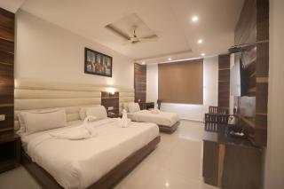 Hotel Height View Residency - 7