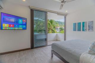 Beachfront-Condo-Jaco-Great-Pool-Gated-Sleeps 7 - 2