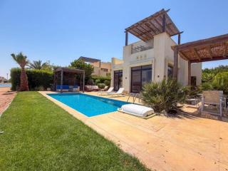 Stylish 4BR LUX Pool Villa Near Marina, Nanny Room - 5