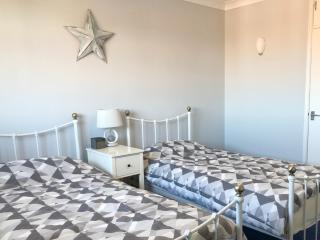 Holly House - 3