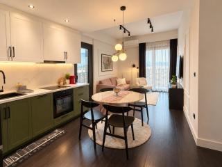 Aura Boutique Diamond 1BR - 2 Balconies - Free Parking - 9