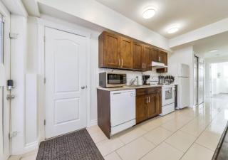 Desert Oasis Suite - KING Bed - Fireplace - WiFi - 1