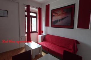 Red blue and Gray blue apartment with private parking - 2