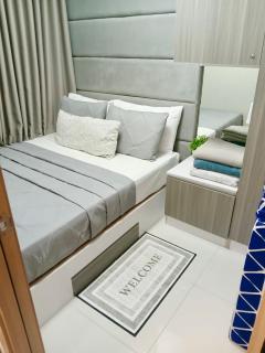 Simply Modern Staycation - 1BR Condo Pool View Walkable to MOA-Shore3 Tower4 - 8