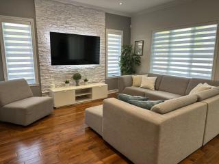 Urban Luxury Retreat - 20 Min From DT Montreal - 9