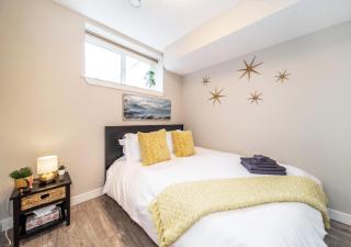 Bright Modern Suite - Netflix - WiFi - Long Stays - 6