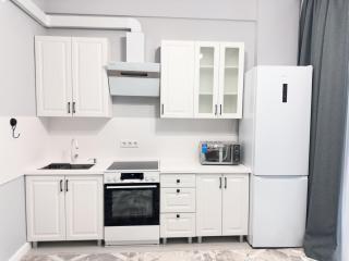 Central Avenue Suites - 5