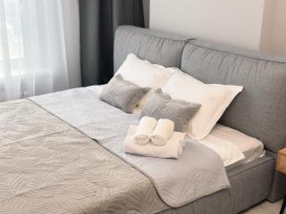 Central Avenue Suites - 1