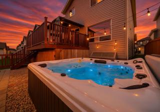 5BD Jungle Oasis - Hot Tub - BBQ - King Bed - Games - AC - 0