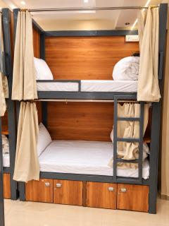 SGP - Premium Dormitory Near Prem Mandir - 3