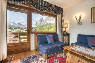 Large 4 bedroom in amazing location - 8