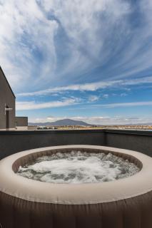 Skylark - Oxford Penthouse with Jacuzzi & View - 2