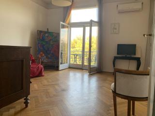 Park View 4 Rooms Vintage Apartment - 9