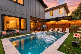 Austin Oasis - Pool Hot Tub Sauna Gym Mini Golf - 3