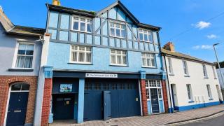 Bayards - Pet Friendly, Central Dartmouth - 9