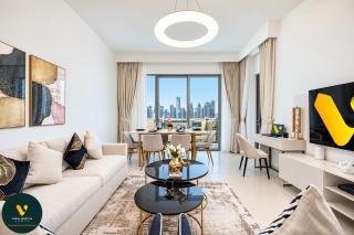 Vogue Vacation Homes, Downtown Views II with Easy Access to Dubai Mall Via a Climate Controlled Bridge, Two Bedroom Apartment with Balcony and Burj Khalifa View - 9