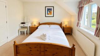 Damson Cottage - Peaceful location, charming communal orchard & private patio garden - 2