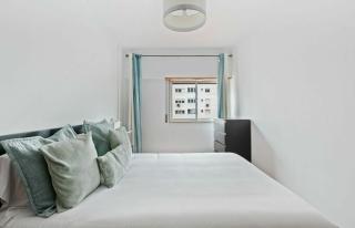 Spacious 3 Bedroom Apartment in Lisbon - 8