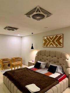 The Walnut Lounge - 3