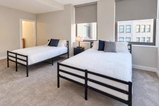 Downtown Suite - Spacious! RnRHoF, Casino, Stadium - 7