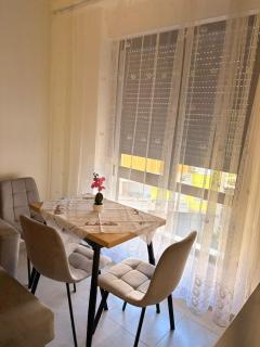 Tira Homes - Sol - 1