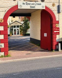 The Rose and Crown Hotel - Wisbech - 2