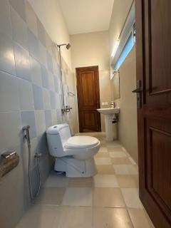 Modern 4-Bedroom House - 2