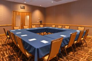 Holiday Inn Express Breezewood by IHG - 4