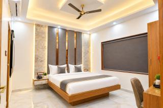 Hotel Shri Sai Palace Near Shree Ram Mandir Ayodhya - 9