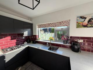 Featherbed Home - 0