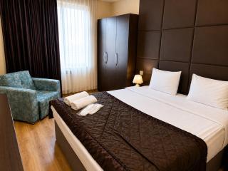 Golden Twin Hotel's - 1
