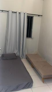 Casa completa com piscina privativa, dois quartos, dois banheiros e cozinha completa - 1