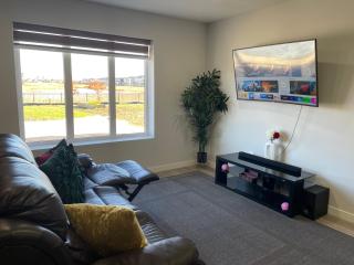 Lakeview 2Bedroom Walkout Suite with Trail View - 9