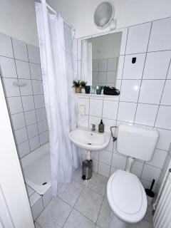 AirPort Rooms - 6