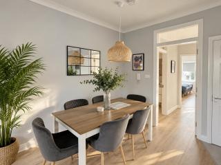 Stylish City Retreat 2 - sleeps 6 - 1
