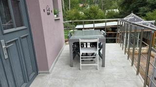 CHEZ ESTER - 6