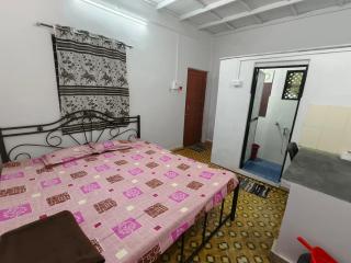 Rented room for cheap - 0