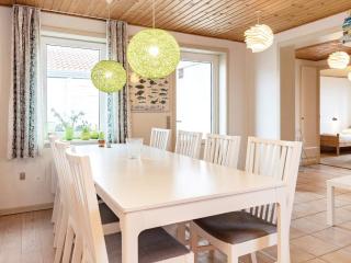 8 person holiday home in Frøstrup - 8