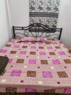 Rented room for cheap - 4