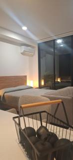 Urban Luxury Loft 16th Fl Skyline & Foodie Hub - 6