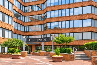 Global Luxury Suites at Georgetown - 4