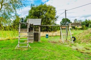 The Old Stables - Shepherd's Hut - 1