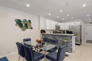 Beach Resort Condo 1st Floor and Heated Pool - 8