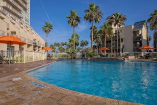 Cozy Beachside Condo 1st Floor and Resort Amenities - 5