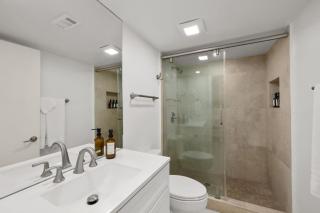 Cozy Beachside Condo 1st Floor and Resort Amenities - 2