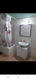 Afonta's Greenhouse King's Studio Apartment - 3
