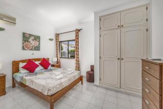 Villa Aldeia by Villa Plus - 1